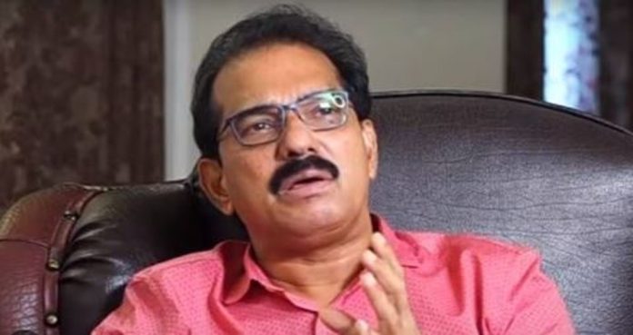 കേരളം വ്യവസായ സൗഹൃദമെന്ന് പ്രഖ്യാപിച്ചത് മുഖ്യമന്ത്രി, മകളും മകനും ബിസിനസ് ചെയ്യുന്നത് സംസ്ഥാനത്തിന് പുറത്ത് ; സാബു എം. ജേക്കബ് കേരളം വ്യവസായ സൗഹൃദമെന്ന് പ്രഖ്യാപിച്ചത് മുഖ്യമന്ത്രി, മകളും മകനും ബിസിനസ് ചെയ്യുന്നത് സംസ്ഥാനത്തിന് പുറത്ത് ; സാബു എം. ജേക്കബ്