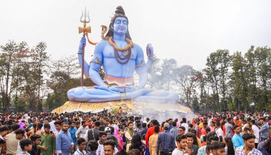 ഇന്ന് മഹാശിവരാത്രി ; ഭഗവാനെ രാപ്പകൽ ഭജിച്ച് ഭക്തർ ഇന്ന് മഹാശിവരാത്രി ; ഭഗവാനെ രാപ്പകൽ ഭജിച്ച് ഭക്തർ