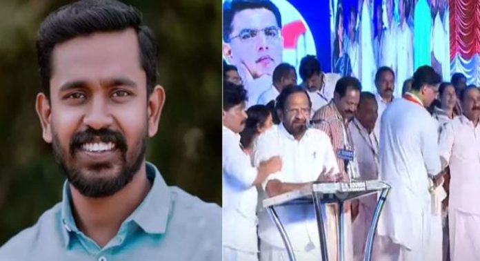 സമരാഗ്നി വേദിയിലെ ദേശീയഗാന വിവാദം ; രൂക്ഷ വിമർശനവുമായി യൂത്ത് കോൺഗ്രസ് നേതാവ് സമരാഗ്നി വേദിയിലെ ദേശീയഗാന വിവാദം ; രൂക്ഷ വിമർശനവുമായി യൂത്ത് കോൺഗ്രസ് നേതാവ്