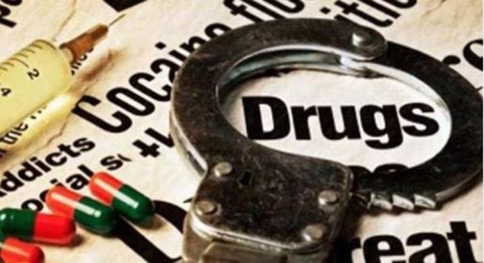 വൈക്കത്ത് എം.ഡി.എം.എ.യുമായി യുവാവ് അറസ്റ്റിൽ വൈക്കത്ത് എം.ഡി.എം.എ.യുമായി യുവാവ് അറസ്റ്റിൽ