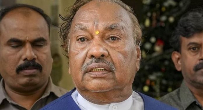 കര്ണാടകയിൽ മുന് ഉപമുഖ്യമന്ത്രി ഈശ്വരപ്പ സ്വതന്ത്രനായി മത്സരരംഗത്തേക്ക് കര്ണാടകയിൽ മുന് ഉപമുഖ്യമന്ത്രി ഈശ്വരപ്പ സ്വതന്ത്രനായി മത്സരരംഗത്തേക്ക്