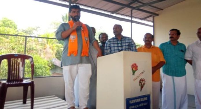 ജി .ആൻ്റ് ജി നിക്ഷേപകരുടെ സമരത്തിന് പിന്തുണ നൽകും ; അനിൽ കെ ആൻ്റണി ജി .ആൻ്റ് ജി നിക്ഷേപകരുടെ സമരത്തിന് പിന്തുണ നൽകും ; അനിൽ കെ ആൻ്റണി