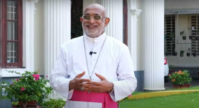 കാട്ടുമൃഗങ്ങളിൽനിന്ന് മനുഷ്യനെ സംരക്ഷിക്കണം, ആളുകള് കൊല്ലപ്പെട്ട ശേഷം സര്ക്കാര് അനുശോചിച്ചിട്ട് കാര്യമില്ല ; വീണ്ടും വിമർശനവുമായി മാര് റാഫേല് തട്ടില് കാട്ടുമൃഗങ്ങളിൽനിന്ന് മനുഷ്യനെ സംരക്ഷിക്കണം, ആളുകള് കൊല്ലപ്പെട്ട ശേഷം സര്ക്കാര് അനുശോചിച്ചിട്ട് കാര്യമില്ല ; വീണ്ടും വിമർശനവുമായി മാര് റാഫേല് തട്ടില്