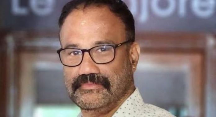 തിരുവനന്തപുരത്ത് അഭിഭാഷകനെ ജീവനൊടുക്കിയ നിലയിൽ കണ്ടെത്തി തിരുവനന്തപുരത്ത് അഭിഭാഷകനെ ജീവനൊടുക്കിയ നിലയിൽ കണ്ടെത്തി