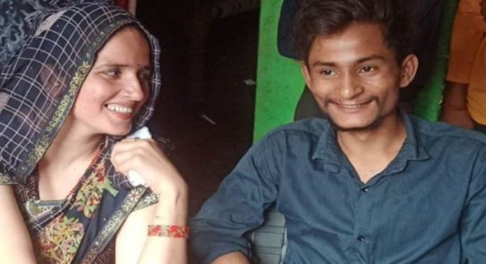 പാക് യുവതിയും പങ്കാളി സച്ചിനും നഷ്ടപരിഹാരം നൽകണം ; നോട്ടീസയച്ച് ആദ്യഭർത്താവ് പാക് യുവതിയും പങ്കാളി സച്ചിനും നഷ്ടപരിഹാരം നൽകണം ; നോട്ടീസയച്ച് ആദ്യഭർത്താവ്