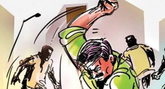 ക്ലബ്ബിൽവച്ച് മർദനമേറ്റതായി യുവതിയുടെ പരാതി ക്ലബ്ബിൽവച്ച് മർദനമേറ്റതായി യുവതിയുടെ പരാതി