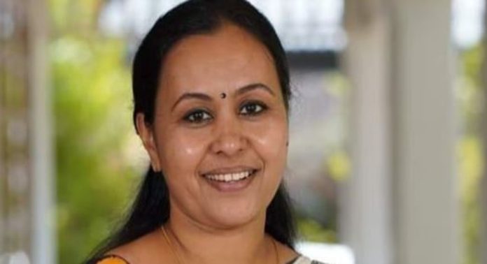 കോഴിക്കോട് മെഡിക്കൽ കോളജിലെ മരുന്ന് പ്രതിസന്ധി ; ഉടൻ പരിഹരിക്കുമെന്ന് ആരോഗ്യമന്ത്രി വീണാ ജോർജ് കോഴിക്കോട് മെഡിക്കൽ കോളജിലെ മരുന്ന് പ്രതിസന്ധി ; ഉടൻ പരിഹരിക്കുമെന്ന് ആരോഗ്യമന്ത്രി വീണാ ജോർജ്