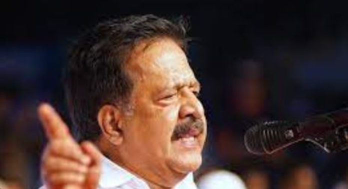 സിപിഎം മത്സരിക്കുന്നത് ചിഹ്നം രക്ഷിക്കാന് ; രമേശ് ചെന്നിത്തല സിപിഎം മത്സരിക്കുന്നത് ചിഹ്നം രക്ഷിക്കാന് ; രമേശ് ചെന്നിത്തല