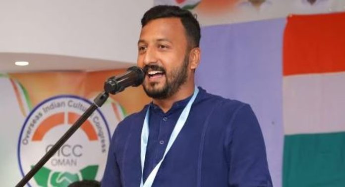 പത്മജ വീണത് ചാണകക്കുഴിൽ ; പരിഹസിച്ച് രാഹുല് മാങ്കൂട്ടത്തില് പത്മജ വീണത് ചാണകക്കുഴിൽ ; പരിഹസിച്ച് രാഹുല് മാങ്കൂട്ടത്തില്