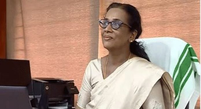 ജീവനക്കാരെ ബുദ്ധിമുട്ടിക്കരുത് ; സിസ തോമസിനെതിരായ സർക്കാർ ഹർജി സുപ്രീം കോടതി തള്ളി ജീവനക്കാരെ ബുദ്ധിമുട്ടിക്കരുത് ; സിസ തോമസിനെതിരായ സർക്കാർ ഹർജി സുപ്രീം കോടതി തള്ളി