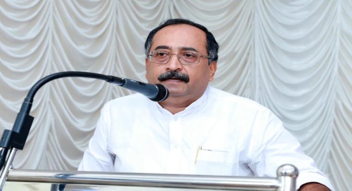 സിദ്ധാർത്ഥിന്റെ മരണം മുഖ്യമന്ത്രി മൗനം വെടിയണം ; തുറന്നടിച്ച് അഡ്വ. വർഗ്ഗീസ് മാമ്മൻ സിദ്ധാർത്ഥിന്റെ മരണം മുഖ്യമന്ത്രി മൗനം വെടിയണം ; തുറന്നടിച്ച് അഡ്വ. വർഗ്ഗീസ് മാമ്മൻ