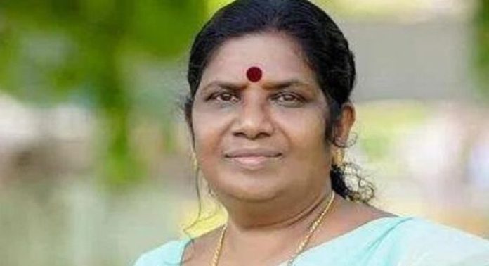 വീഴ്ച സംഭവിച്ചു, ഡീനിനേയും അസി. വാര്ഡനേയും സസ്പെന്ഡ് ചെയ്യും ; മന്ത്രി ജെ. ചിഞ്ചുറാണി വീഴ്ച സംഭവിച്ചു, ഡീനിനേയും അസി. വാര്ഡനേയും സസ്പെന്ഡ് ചെയ്യും ; മന്ത്രി ജെ. ചിഞ്ചുറാണി