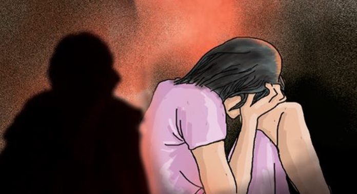 11 വയസുകാരിയായ പെൺകുട്ടിയെ ബലാത്സംഗം ചെയ്ത് കൊലപ്പെടുത്തി ; അമ്മാവൻ അറസ്റ്റിൽ 11 വയസുകാരിയായ പെൺകുട്ടിയെ ബലാത്സംഗം ചെയ്ത് കൊലപ്പെടുത്തി ; അമ്മാവൻ അറസ്റ്റിൽ