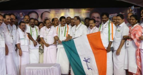 ‘സമരാഗ്നി’ പ്രക്ഷോഭ യാത്രയ്ക്ക് സമാപനം ‘സമരാഗ്നി’ പ്രക്ഷോഭ യാത്രയ്ക്ക് സമാപനം