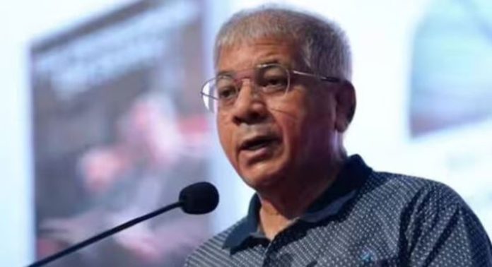 മഹാരാഷ്ട്രയിൽ പ്രകാശ് അംബേദ്കറിന്റെ വിബിഎ ഒറ്റയ്ക്ക് മത്സരിക്കാൻ സാധ്യത മഹാരാഷ്ട്രയിൽ പ്രകാശ് അംബേദ്കറിന്റെ വിബിഎ ഒറ്റയ്ക്ക് മത്സരിക്കാൻ സാധ്യത