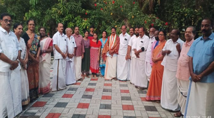 പന്തളം , കുരമ്പാല വില്ലേജ് ഓഫീസർമാരെ കോൺഗ്രസ് പന്തളം മണ്ഡലം കമ്മിറ്റി അനുമോദിച്ചു പന്തളം , കുരമ്പാല വില്ലേജ് ഓഫീസർമാരെ കോൺഗ്രസ് പന്തളം മണ്ഡലം കമ്മിറ്റി അനുമോദിച്ചു