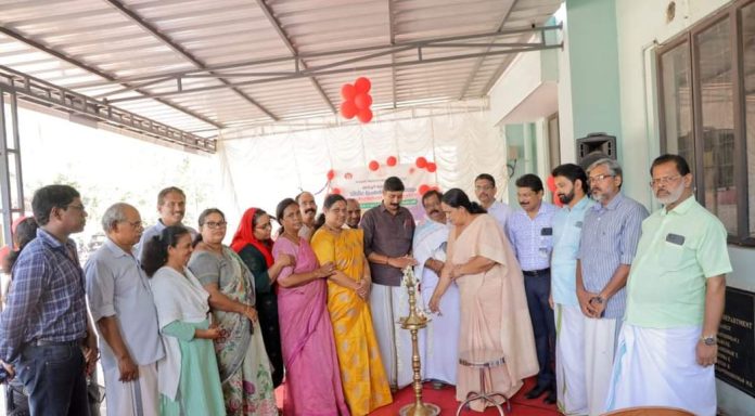 തിരുവല്ല താലൂക്ക് ആശുപത്രിയിൽ മോർച്ചറി, ലാബ് ഉപകരണങ്ങൾ എന്നിവയുടെ പ്രവർത്തന ഉദ്ഘാടനം നടത്തി തിരുവല്ല താലൂക്ക് ആശുപത്രിയിൽ മോർച്ചറി, ലാബ് ഉപകരണങ്ങൾ എന്നിവയുടെ പ്രവർത്തന ഉദ്ഘാടനം നടത്തി