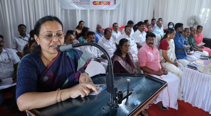 ലൈഫ് മിഷന് ജനങ്ങളുടെ ഭവന സ്വപ്നത്തിന്റെ സാക്ഷാത്കാരം : മന്ത്രി വീണാ ജോര്ജ് ലൈഫ് മിഷന് ജനങ്ങളുടെ ഭവന സ്വപ്നത്തിന്റെ സാക്ഷാത്കാരം : മന്ത്രി വീണാ ജോര്ജ്