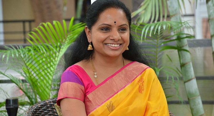 കവിതയുടെ കസ്റ്റഡി മാര്ച്ച് 26 വരെ നീട്ടി കവിതയുടെ കസ്റ്റഡി മാര്ച്ച് 26 വരെ നീട്ടി