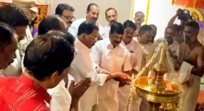 കടപ്ര – മാന്നാർ മഹാലക്ഷ്മി ക്ഷേത്രത്തിലെ ദേവീ ഭാഗവത നവാഹ യജ്ഞത്തിന് തുടക്കമായി കടപ്ര – മാന്നാർ മഹാലക്ഷ്മി ക്ഷേത്രത്തിലെ ദേവീ ഭാഗവത നവാഹ യജ്ഞത്തിന് തുടക്കമായി