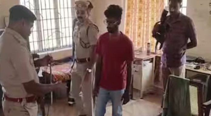 സിദ്ധാര്ത്ഥിന്റെ മരണവുമായി ബന്ധപ്പെട്ട് ഹോസ്റ്റലില് പോലീസ് തെളിവെടുപ്പ് സിദ്ധാര്ത്ഥിന്റെ മരണവുമായി ബന്ധപ്പെട്ട് ഹോസ്റ്റലില് പോലീസ് തെളിവെടുപ്പ്