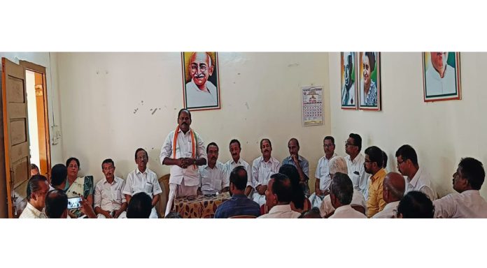 ലോക്സഭാ തെരഞ്ഞെടുപ്പ് വർഗീയ ഫാസിസത്തിനെതിരായ പോരാട്ടം ; പ്രൊഫ.സതീഷ് കൊച്ചുപറമ്പിൽ ലോക്സഭാ തെരഞ്ഞെടുപ്പ് വർഗീയ ഫാസിസത്തിനെതിരായ പോരാട്ടം ; പ്രൊഫ.സതീഷ് കൊച്ചുപറമ്പിൽ