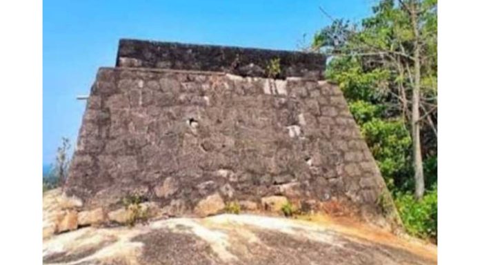 നൂറ്റവൻപാറയിലെ ജലസംഭരണിയിലേക്കുള്ള പ്രവേശനം നിരോധിച്ചു നൂറ്റവൻപാറയിലെ ജലസംഭരണിയിലേക്കുള്ള പ്രവേശനം നിരോധിച്ചു
