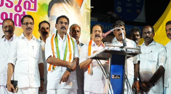 വീണ്ടും മോദി സർക്കാർ അധികാരത്തിൽ വന്നാൽ ജനാധിപത്യ ഇന്ത്യയിൽ ഇനി പൊതു തെരഞ്ഞെടുപ്പ് ഉണ്ടാകില്ല ; രമേശ് ചെന്നിത്തല വീണ്ടും മോദി സർക്കാർ അധികാരത്തിൽ വന്നാൽ ജനാധിപത്യ ഇന്ത്യയിൽ ഇനി പൊതു തെരഞ്ഞെടുപ്പ് ഉണ്ടാകില്ല ; രമേശ് ചെന്നിത്തല