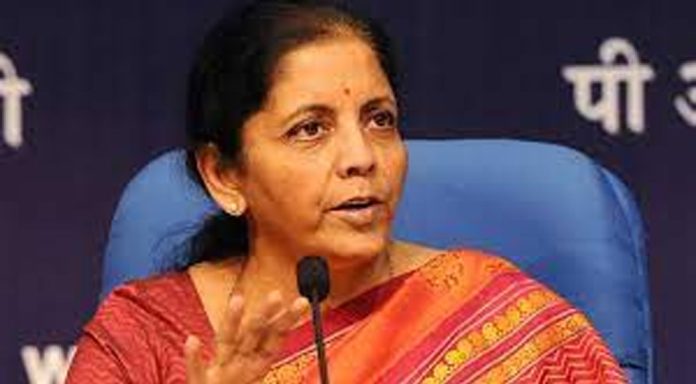 എൻഡിഎക്ക് വേണ്ടി പ്രചാരണത്തിനെത്തി കേന്ദ്രമന്ത്രി നിർമല സീതാരാമൻ എൻഡിഎക്ക് വേണ്ടി പ്രചാരണത്തിനെത്തി കേന്ദ്രമന്ത്രി നിർമല സീതാരാമൻ