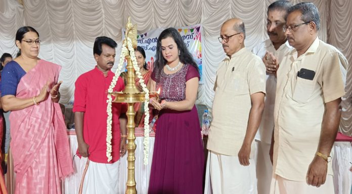കൂടൽ എസ് എൻ യു പി സ്കൂളിന്റെയും എസ് എൻ സെൻട്രൽ സ്കൂളിന്റെയും വാർഷികാഘോഷം നടന്നു കൂടൽ എസ് എൻ യു പി സ്കൂളിന്റെയും എസ് എൻ സെൻട്രൽ സ്കൂളിന്റെയും വാർഷികാഘോഷം നടന്നു