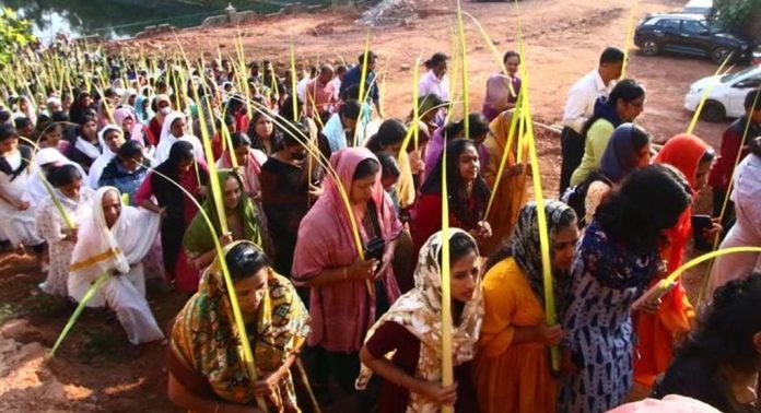 ഇന്ന് ഓശാന ഞായര്, ക്രൈസ്തവ ദേവാലയങ്ങളില് പ്രത്യേക പ്രാര്ത്ഥനകള് ഇന്ന് ഓശാന ഞായര്, ക്രൈസ്തവ ദേവാലയങ്ങളില് പ്രത്യേക പ്രാര്ത്ഥനകള്