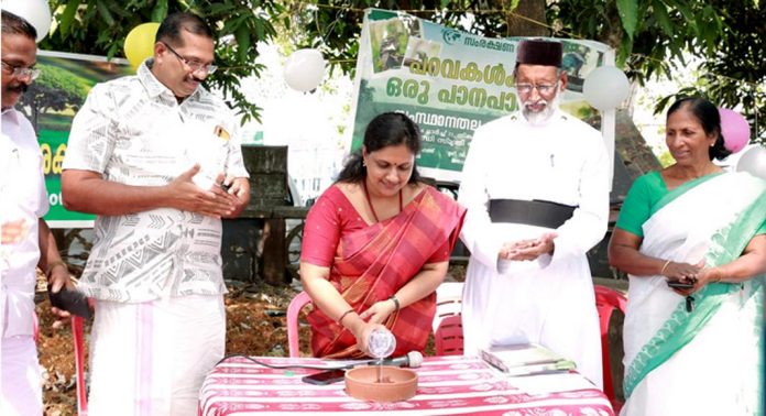 പറവകൾക്ക് ഒരു പാനപാത്രം – സംസ്ഥാനതല ഉദ്ഘാടനം അടൂരിൽ നടന്നു പറവകൾക്ക് ഒരു പാനപാത്രം – സംസ്ഥാനതല ഉദ്ഘാടനം അടൂരിൽ നടന്നു