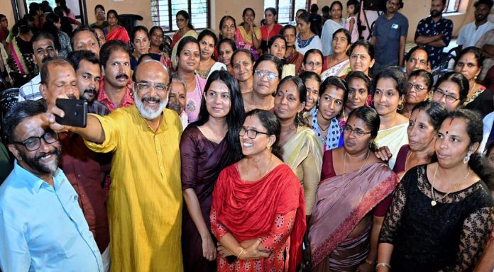 ജില്ലയിലെ പട്ടയ പ്രശ്നത്തിന് ശ്വാശ്വത പരിഹാരം കണ്ടെത്തുമെന്ന് ഡോ. തോമസ് ഐസക്ക് ജില്ലയിലെ പട്ടയ പ്രശ്നത്തിന് ശ്വാശ്വത പരിഹാരം കണ്ടെത്തുമെന്ന് ഡോ. തോമസ് ഐസക്ക്
