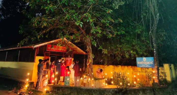 മങ്ങാരം യക്ഷിവിളക്കാവിലെ ആയില്യംപൂജ മാർച്ച് 21-ന് നടക്കും മങ്ങാരം യക്ഷിവിളക്കാവിലെ ആയില്യംപൂജ മാർച്ച് 21-ന് നടക്കും