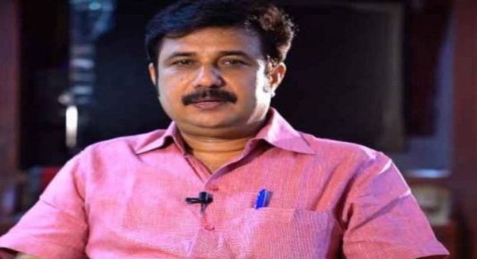 എ എം ആരിഫിനെ ആലപ്പുഴ തെരഞ്ഞെടുപ്പ് ചുമതലകളിൽ നിന്ന് മാറ്റി എ എം ആരിഫിനെ ആലപ്പുഴ തെരഞ്ഞെടുപ്പ് ചുമതലകളിൽ നിന്ന് മാറ്റി