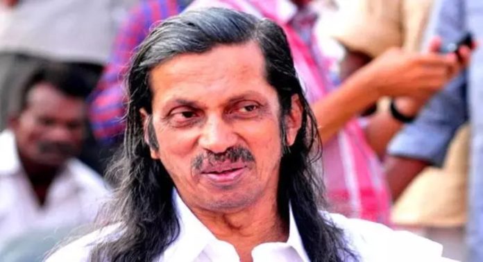 പന്ന്യൻ രവീന്ദ്രൻ പ്രസംഗിക്കുന്നതിനിടയിൽ കുഴഞ്ഞുവീണു പന്ന്യൻ രവീന്ദ്രൻ പ്രസംഗിക്കുന്നതിനിടയിൽ കുഴഞ്ഞുവീണു