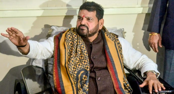 കൈസര്ഗഞ്ജില് സ്ഥാനാര്ഥിത്വം തള്ളാതെ ബ്രിജ്ഭൂഷണ് കൈസര്ഗഞ്ജില് സ്ഥാനാര്ഥിത്വം തള്ളാതെ ബ്രിജ്ഭൂഷണ്