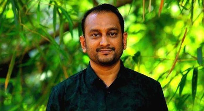 ‘ടീച്ചറേ… നിങ്ങളും’ ; കെകെ ശൈലജക്കും സിപിഎമ്മിനും വിമർശനവുമായി പികെ ഫിറോസ് ‘ടീച്ചറേ… നിങ്ങളും’ ; കെകെ ശൈലജക്കും സിപിഎമ്മിനും വിമർശനവുമായി പികെ ഫിറോസ്