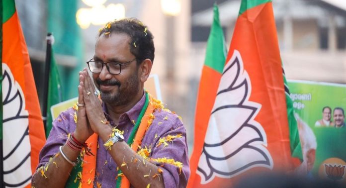 വയനാട്ടില് കിറ്റ് നല്കിയത് ക്ഷേത്രഭാരവാഹികൾ ; കിറ്റ് വിവാദമല്ല ഇവിടെ ക്വിറ്റ് രാഹുല് എന്നാണ് ചര്ച്ച – കെ സുരേന്ദ്രൻ വയനാട്ടില് കിറ്റ് നല്കിയത് ക്ഷേത്രഭാരവാഹികൾ ; കിറ്റ് വിവാദമല്ല ഇവിടെ ക്വിറ്റ് രാഹുല് എന്നാണ് ചര്ച്ച – കെ സുരേന്ദ്രൻ