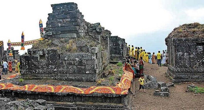 ചിത്രപൗര്ണമി 23 ന് – കൊടുംകാട്ടിലൂടെ മംഗളവനത്തിലെ കണ്ണകി ക്ഷേത്രത്തിലേക്ക് പോകാം ചിത്രപൗര്ണമി 23 ന് – കൊടുംകാട്ടിലൂടെ മംഗളവനത്തിലെ കണ്ണകി ക്ഷേത്രത്തിലേക്ക് പോകാം