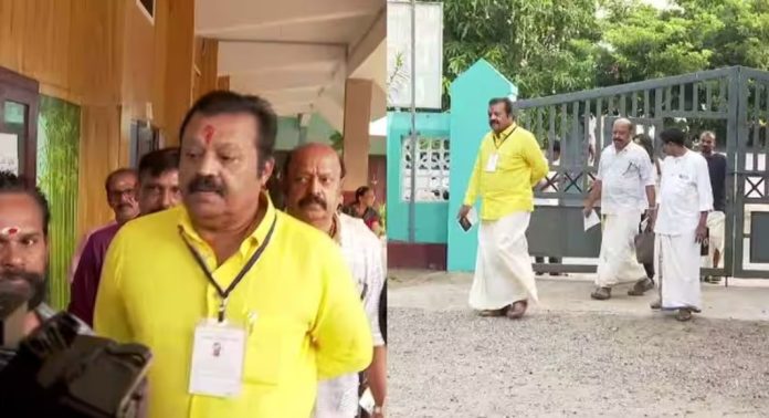 വോട്ടെടുപ്പ് ആരംഭിക്കുന്നതിന് മുമ്പ് തന്നെ വോട്ട് ചെയ്യാൻ ആദ്യമെത്തി സുരേഷ് ഗോപി വോട്ടെടുപ്പ് ആരംഭിക്കുന്നതിന് മുമ്പ് തന്നെ വോട്ട് ചെയ്യാൻ ആദ്യമെത്തി സുരേഷ് ഗോപി