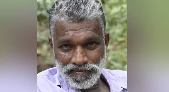 കലാശക്കൊട്ട് കഴിഞ്ഞു മടങ്ങി ; സിപിഎം പ്രവർത്തകൻ ജീപ്പിൽ നിന്ന് വീണു മരിച്ചു കലാശക്കൊട്ട് കഴിഞ്ഞു മടങ്ങി ; സിപിഎം പ്രവർത്തകൻ ജീപ്പിൽ നിന്ന് വീണു മരിച്ചു