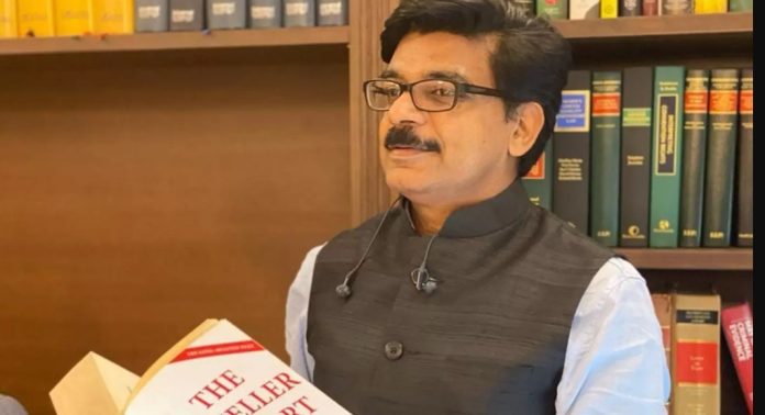 മാസപ്പടി കേസ് : മൂന്ന് രേഖകള് ഹാജരാക്കി മാത്യു കുഴല്നാടൻ, വിധി അടുത്ത മാസം മൂന്നിന് മാസപ്പടി കേസ് : മൂന്ന് രേഖകള് ഹാജരാക്കി മാത്യു കുഴല്നാടൻ, വിധി അടുത്ത മാസം മൂന്നിന്