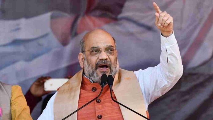 മമതാ ബാനർജിക്കെതിരെ ആഞ്ഞടിച്ച് കേന്ദ്ര ആഭ്യന്തരമന്ത്രി അമിത് ഷാ മമതാ ബാനർജിക്കെതിരെ ആഞ്ഞടിച്ച് കേന്ദ്ര ആഭ്യന്തരമന്ത്രി അമിത് ഷാ