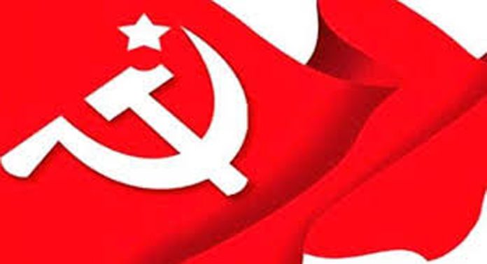 കോൺഗ്രസ് നേതാവ് കെ സി വേണുഗോപാലിന്റെ പ്രസ്താവന സാധാരണക്കാരായ ജനങ്ങളോടുള്ള വെല്ലുവിളിയാണെന്ന് സിപിഐഎം സംസ്ഥാന സെക്രട്ടറിയേറ്റ് കോൺഗ്രസ് നേതാവ് കെ സി വേണുഗോപാലിന്റെ പ്രസ്താവന സാധാരണക്കാരായ ജനങ്ങളോടുള്ള വെല്ലുവിളിയാണെന്ന് സിപിഐഎം സംസ്ഥാന സെക്രട്ടറിയേറ്റ്