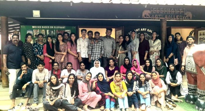 കോന്നി ഇക്കോ ടൂറിസം കേന്ദ്രത്തിൽ ക്യാമ്പ് സംഘടിപ്പിച്ചു കോന്നി ഇക്കോ ടൂറിസം കേന്ദ്രത്തിൽ ക്യാമ്പ് സംഘടിപ്പിച്ചു
