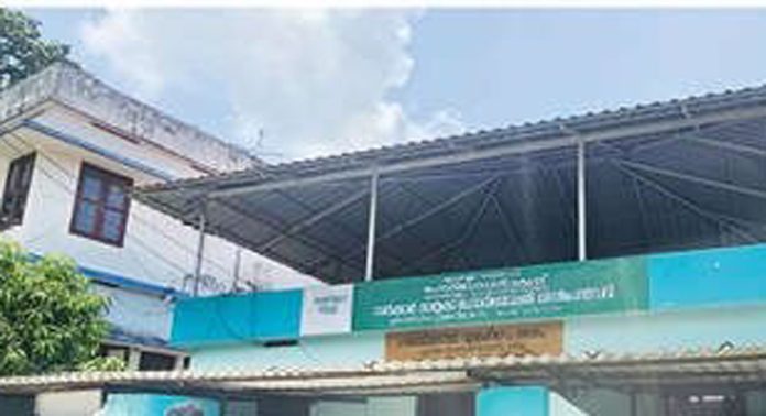 ഏനാത്ത് സർക്കാർ ഹോമിയോ ആശുപത്രി നവീകരണം വൈകുന്നു ഏനാത്ത് സർക്കാർ ഹോമിയോ ആശുപത്രി നവീകരണം വൈകുന്നു