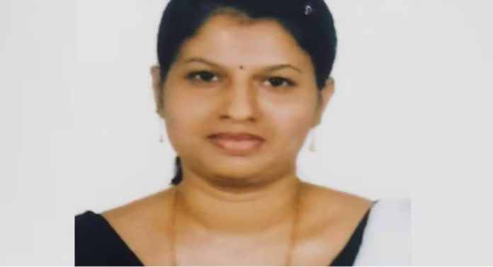 പ്രണയപ്പകയിൽ അരുംകൊല ; പ്രതിയായ യുവാവ് ജീവനൊടുക്കി പ്രണയപ്പകയിൽ അരുംകൊല ; പ്രതിയായ യുവാവ് ജീവനൊടുക്കി