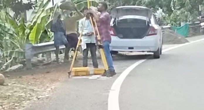 ചെങ്ങന്നൂർ – ശബരിമല റെയിൽവേ ലൈനിന്റ സർവെ നടപടികളും മണ്ണ് പരിശോധനയും പൂർത്തിയാക്കി ചെങ്ങന്നൂർ – ശബരിമല റെയിൽവേ ലൈനിന്റ സർവെ നടപടികളും മണ്ണ് പരിശോധനയും പൂർത്തിയാക്കി