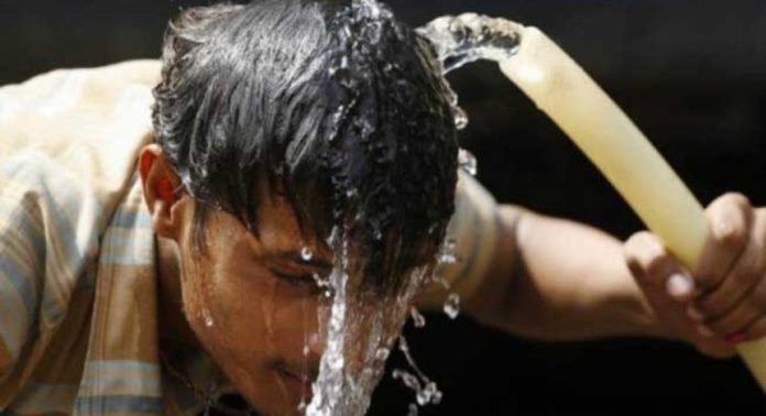 താപനില സാധാരണയേക്കാൾ ഉയർന്നേക്കാം, 3 ജില്ലകളിൽ ഉഷ്ണതരംഗ മുന്നറിയിപ്പ്, അതീവ ജാഗ്രത നിർദേശം താപനില സാധാരണയേക്കാൾ ഉയർന്നേക്കാം, 3 ജില്ലകളിൽ ഉഷ്ണതരംഗ മുന്നറിയിപ്പ്, അതീവ ജാഗ്രത നിർദേശം